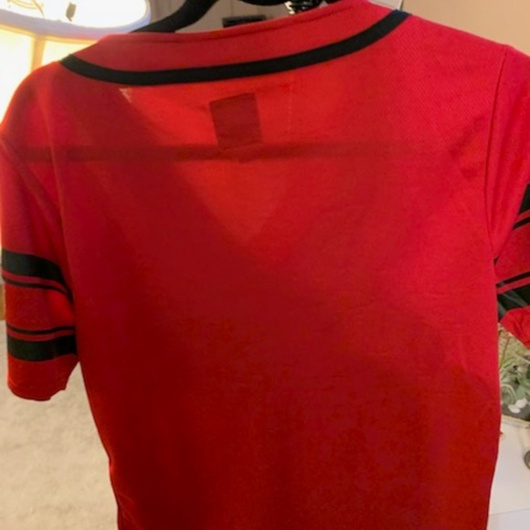 Ecko Red Jersey - Picture 6 of 6